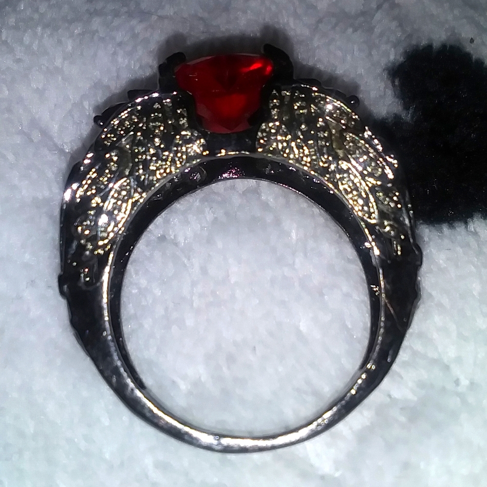Heart ring